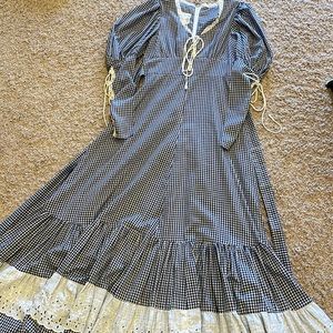 Gunne sax milkmaid puff sleeve blue gingham maxi dress